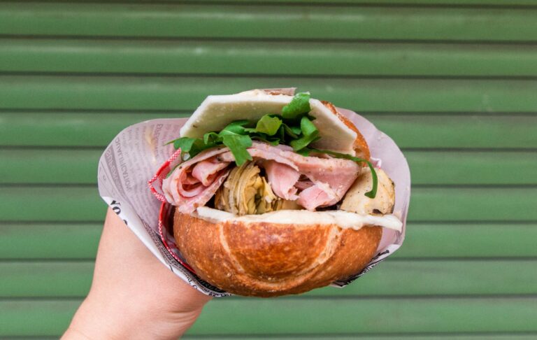 Trüffelsau Panino Marinas Feinkost